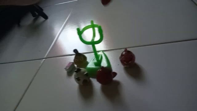 Angry Birds Hungry, Hungry Piggies (Toy Version) смотреть онлайн