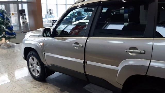 LADA NIVA Travel смотреть онлайн