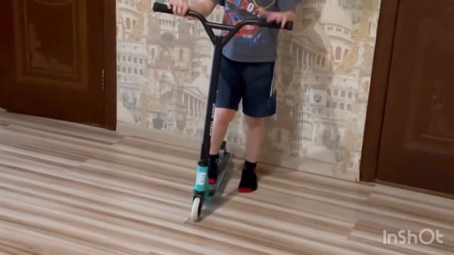 Трюки на самокате смотреть онлайн