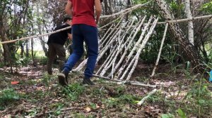 КАК ПОСТРОИТЬ ШАЛАШ? HOW TO BUILD A HUT