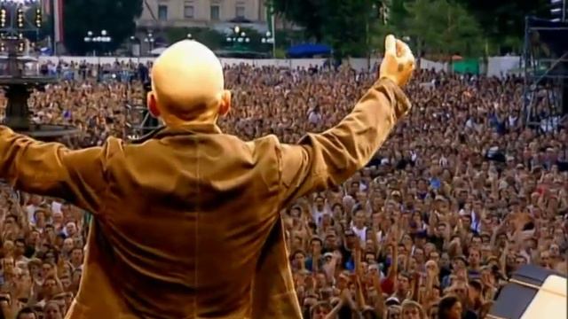 R.E.M. Drive **HQ** смотреть онлайн