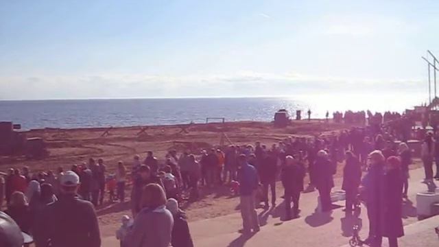 Ленин на таком броневике смотреть онлайн