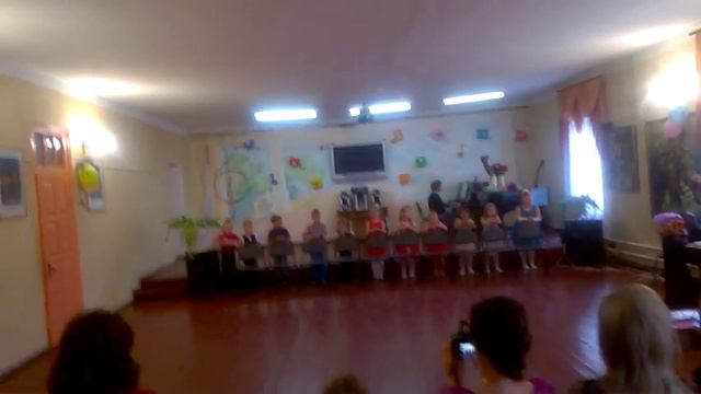 один серый другой белый смотреть онлайн