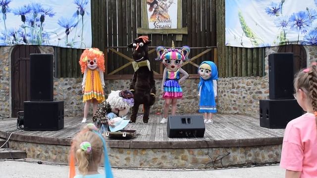 Белорусский игровой театр ростовых кукол в Коробчицах 3 июля смотреть онлайн