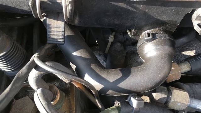 (W201-37)(part 1)メルセデスベンツ190E(W201)のご紹介。エンジンルーム/ Introducing the Mercedes 190E (W201), Engine room смотреть онлайн