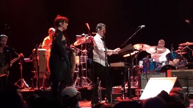 Rev It Up - Jerry Harrison & Adrian Belew - Remain in Light, Warfield Theater, SF - Dec 30, 2023 смотреть онлайн