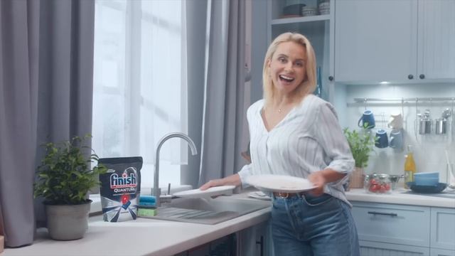 Бездоганно чистий посуд з Finish Quantum Ultimate смотреть онлайн