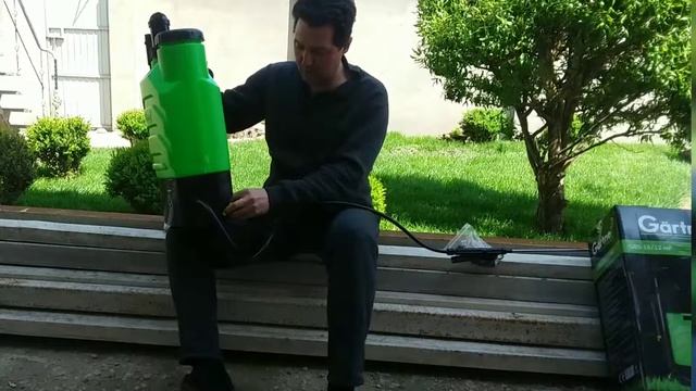 Аккумуляторный и ручной опрыскиватель. Выбор смотреть онлайн