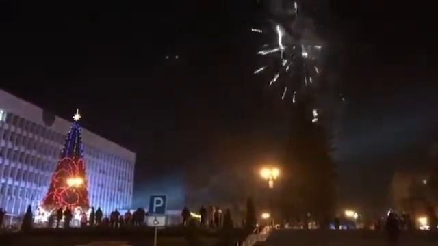Новогодний салют 2018 в Пятигорске смотреть онлайн