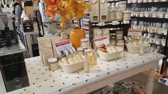 Французская СВЕКРОВЬ сообщила результаты на КОРОНОВИРУС. Сколько платим за французскую СТОЛОВУЮ смотреть онлайн