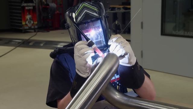 Turbocharged Ford 300 Inline Six Makes Over 500 HP on the Dyno - Engine Power S8, E14 смотреть онлайн