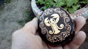 Всечка металла в дерево .