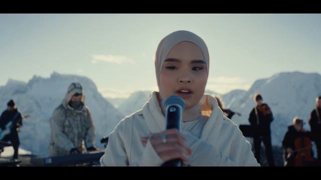 Alan_Walker_-_Who_I_Am_-_720HD_-_[_KlipOFF.net_].mp4