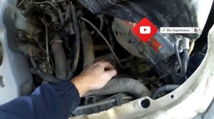 Где находится реле стартера?