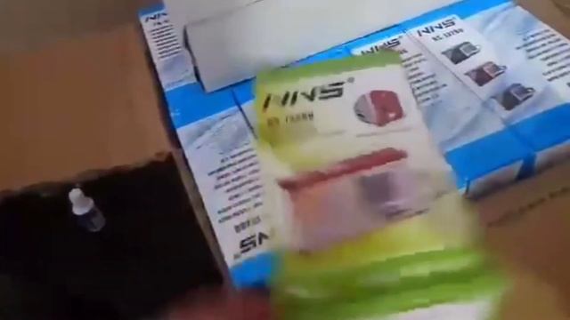 Жіночий одяг, парфуми та косметику чоловік видавав за «особисті речі» смотреть онлайн