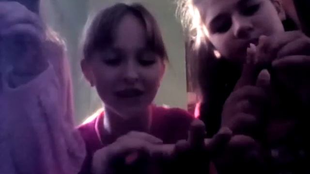 Challenge! Попробуй оторвать клей от руки! смотреть онлайн