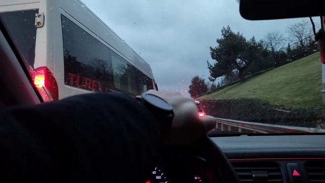 Турция Стамбул. Показал Босфорский пролив из моста 15 темуз. Турция сегодня смотреть онлайн