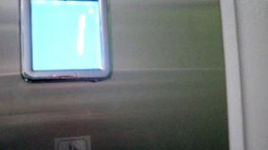 Неисправный лифт КМЗ