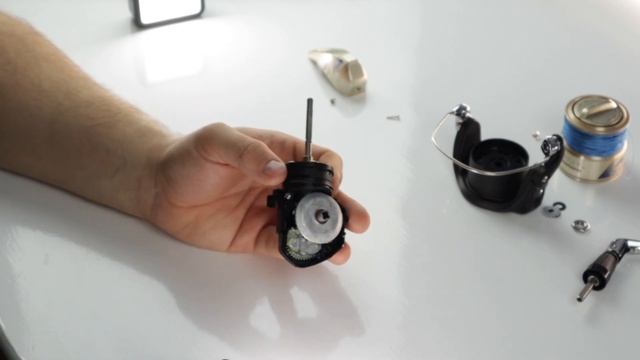 Лучшая дешёвая катушка Shimano AX 4000FB смотреть онлайн