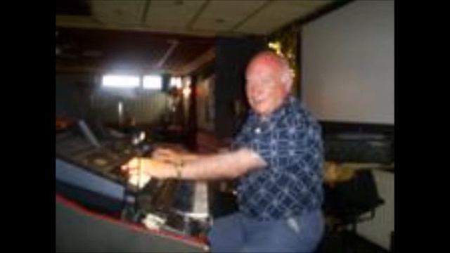 Don Harvey - Music At Home смотреть онлайн