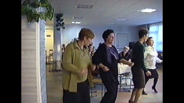 Юбилей свекрови (продолжение). Танцы смотреть онлайн