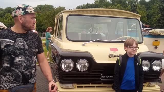 Ретро автомобиль 