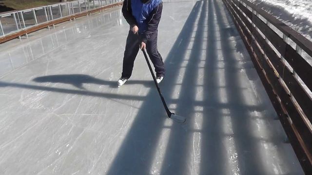 Первые упражнения для хоккеистов: Ведение шайбы, улитка смотреть онлайн