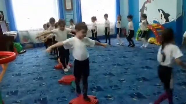 Физкультура у детей. смотреть онлайн
