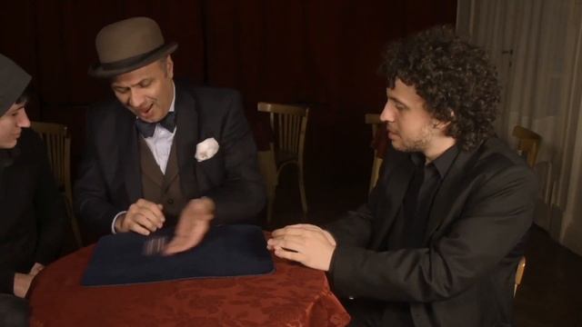 Replica Walking Liberty TUC plus 3 coins (Gimmicks and Online Instructions) by Tango Magic смотреть онлайн