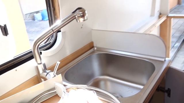 Furgoneta MERCEDES RESTAURADA - Camperización FINAL parte 1 ?Esta furgo era una ruina смотреть онлайн