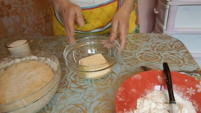 ФРАНЦУЗСКИЕ БУЛОЧКИ С МАКОМ И КУНЖУТОМ РЕЦЕПТЫ ДОМАШНЕЙ ВЫПЕЧКИ смотреть онлайн