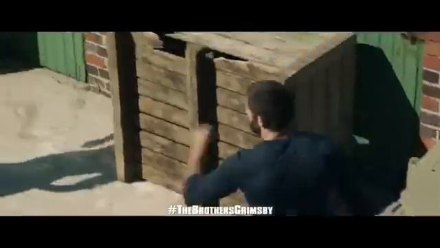 Братья из Гримсби Нобби vs Украинский Бен Аффлек смотреть онлайн