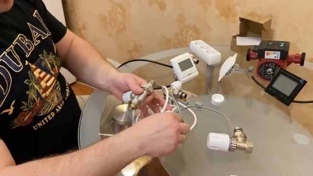 Как автоматически поддерживать необходимую температуру в доме. Что такое комнатный термостат? смотреть онлайн