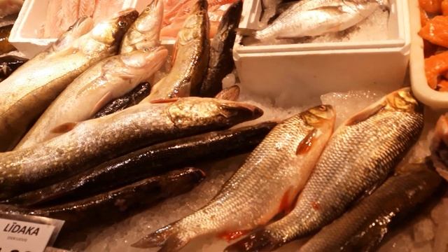 Рига... Центральный рынок... Рыбный павильон... (Лето 2018) смотреть онлайн