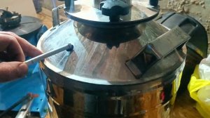 Установка клапана сброса на дистиллятор