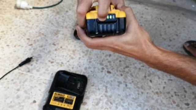 visseuse dewalt brushless 18 v 4 ah смотреть онлайн