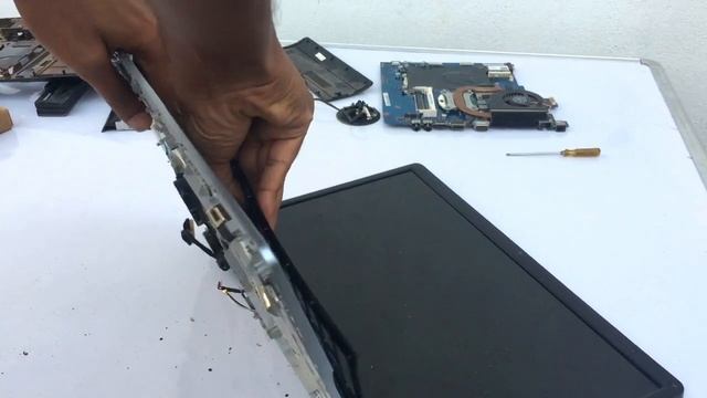 Samsung NP300E5Z, NP300E5A, NP300E5C, NP300E5E, NP300E7A Laptop Keyboard Replacement смотреть онлайн