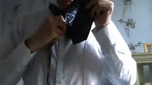 Как правильно и быстро завязать галстук. смотреть онлайн