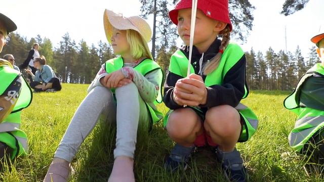 Idas Sommarsamba med John Bauer Brass смотреть онлайн