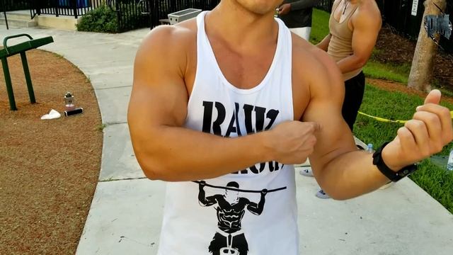 КАК НАУЧИТЬСЯ МНОГО ПОДТЯГИВАТЬСЯ + КОНКУРС ДЛЯ ПОДПИСЧИКОВ смотреть онлайн