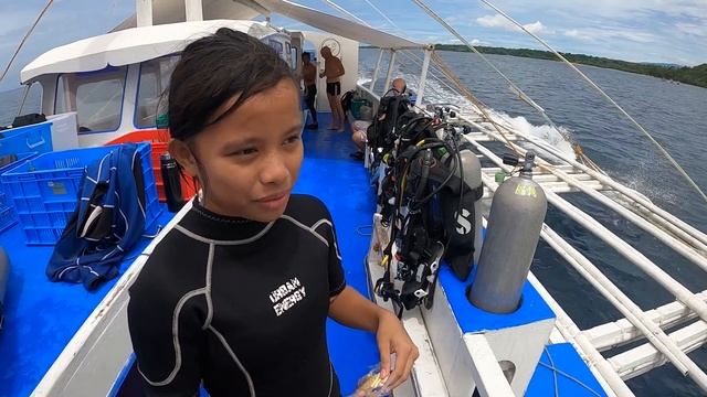 INSANE SUPER MACRO with the Olympus TG6 (UNDERWATER) смотреть онлайн