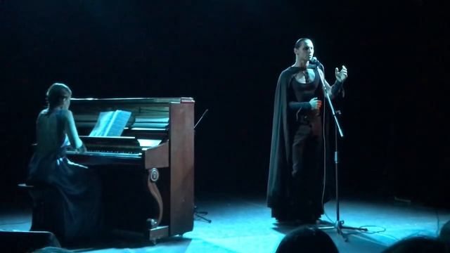 Д.Бозин. А.Животовская «Песня о рыбаке». Черепаха. СПб Театральный центр на Коломенской 16.10.2017 смотреть онлайн