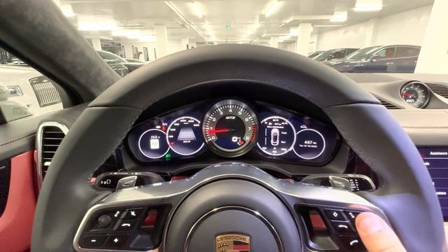 2023 Porsche Cayenne GTS Coupe - Revs + Walkaround in 4k HDR смотреть онлайн
