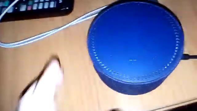 Яндекс станция мини с Алисой смотреть онлайн