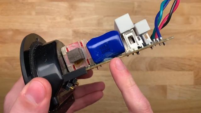 Part 1/3 The Teardown - Upgrading Paradigm Mini Monitor V5 смотреть онлайн