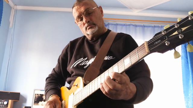 Iván Géza CORT CR 200 Instrumental смотреть онлайн