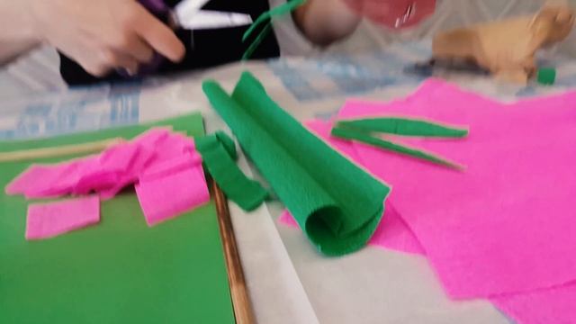Красавец гиацинт | Cоздание поделки онлайн в технике "Торцевание на пластилине" смотреть онлайн