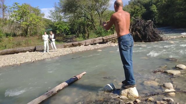 Сочи-Хоста.Тисо-самшитовая роща.Часть 3.Каньон "Чёртовы ворота".11 октября. смотреть онлайн