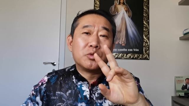 TESTEI EM MIM A SOLUÇÃO PARA QUEDA DE CABELO | Peter Liu смотреть онлайн