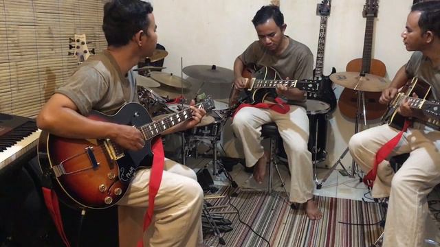 Radja (/rif middle solo cover) смотреть онлайн